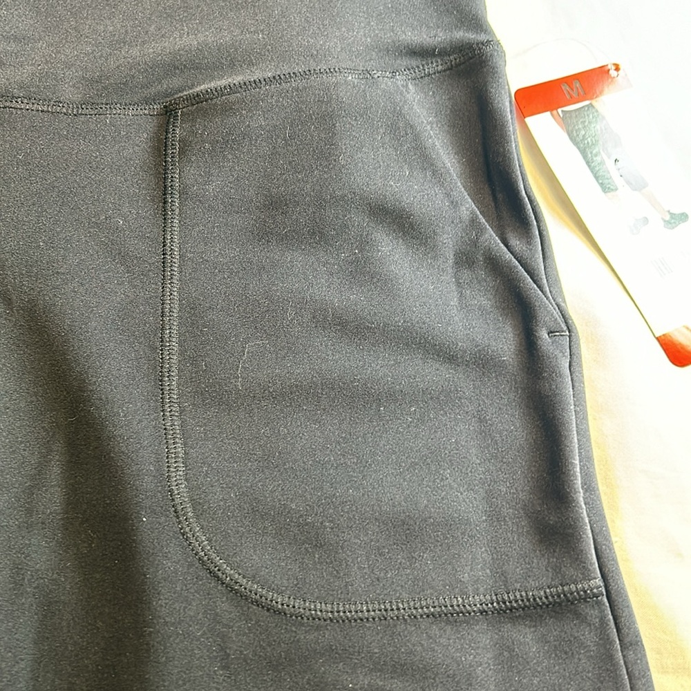 NWT Tuff Ladies Active Vida Capri Size M Black - Picture 4 of 6